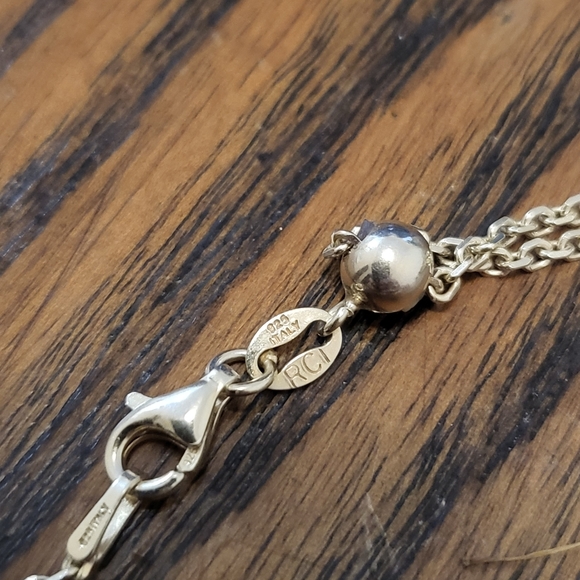 Gold Vermeil Mother Mary Necklace - Picture 4 of 5